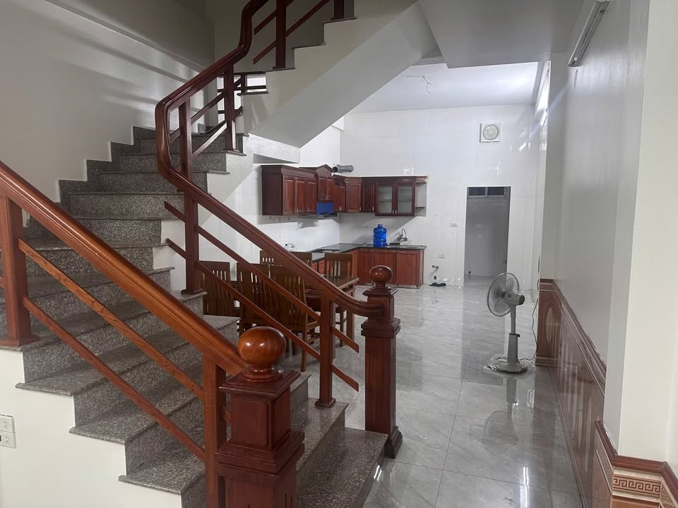 Nhà 3 tầng tại Phường Nam Bình, Ninh Bình - Bán gấp giá tốt!