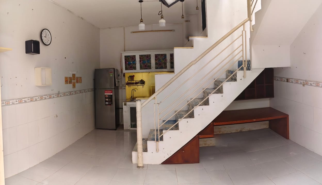 Nhà phố 1 trệt 1 lầu 24m² tại Nhà Bè giá 1.2 tỷ - Chính chủ bán thương lượng!