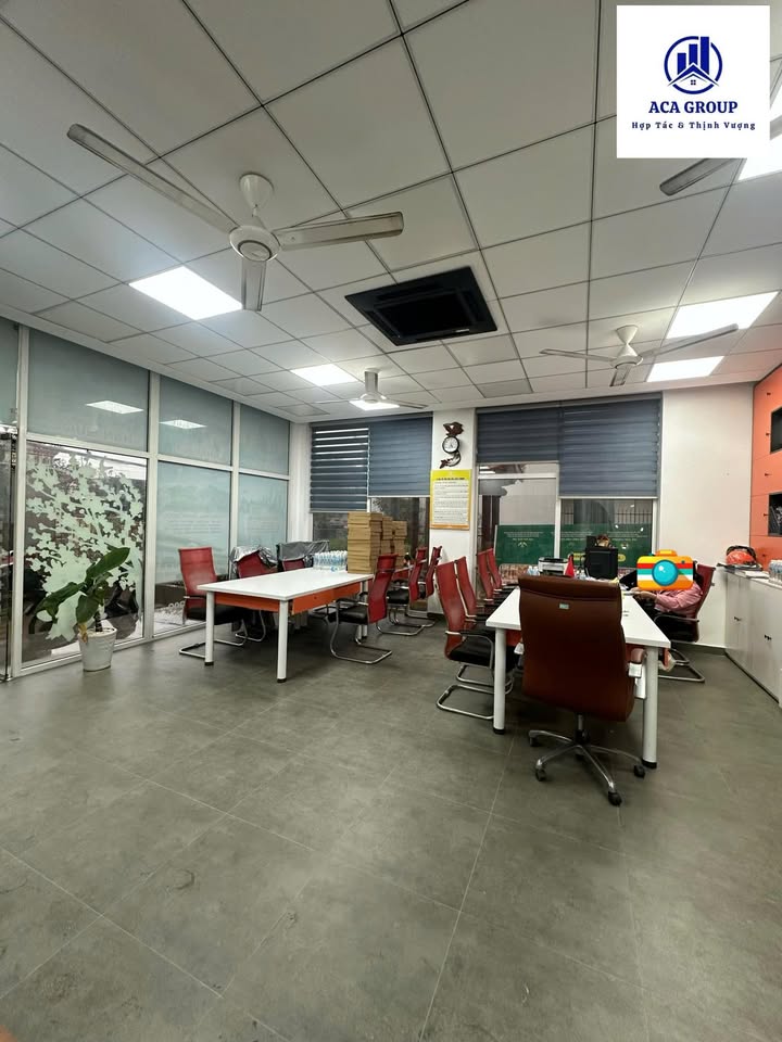 Văn phòng cho thuê Phạm Văn Đồng 30m² giá 6 triệu - Đầy đủ tiện nghi, sẵn sàng làm việc!