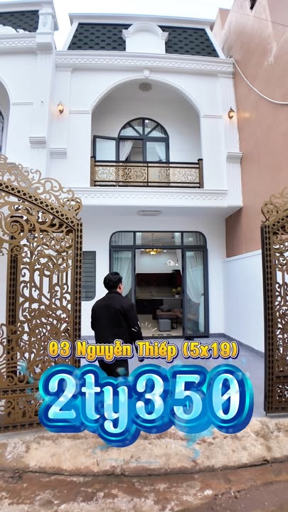 Nhà đẹp Nguyễn Thiếp, Pleiku 95m² giá 3.35 tỷ - Ô tô vào tận nhà!