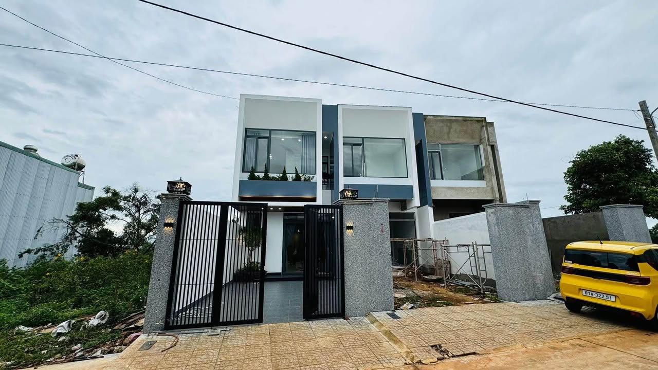 Nhà hẻm Hàn Mạc Tử, Pleiku 120.9m² giá 2.73 tỷ - Hiện đại, ô tô vào tận nơi!