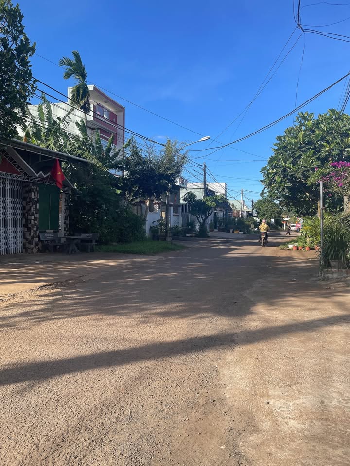 Đất nền Hẻm 24 Đặng Thai Mai, Pleiku 426.5m² giá 1.4 tỷ - Cơ hội đầu tư tuyệt vời!