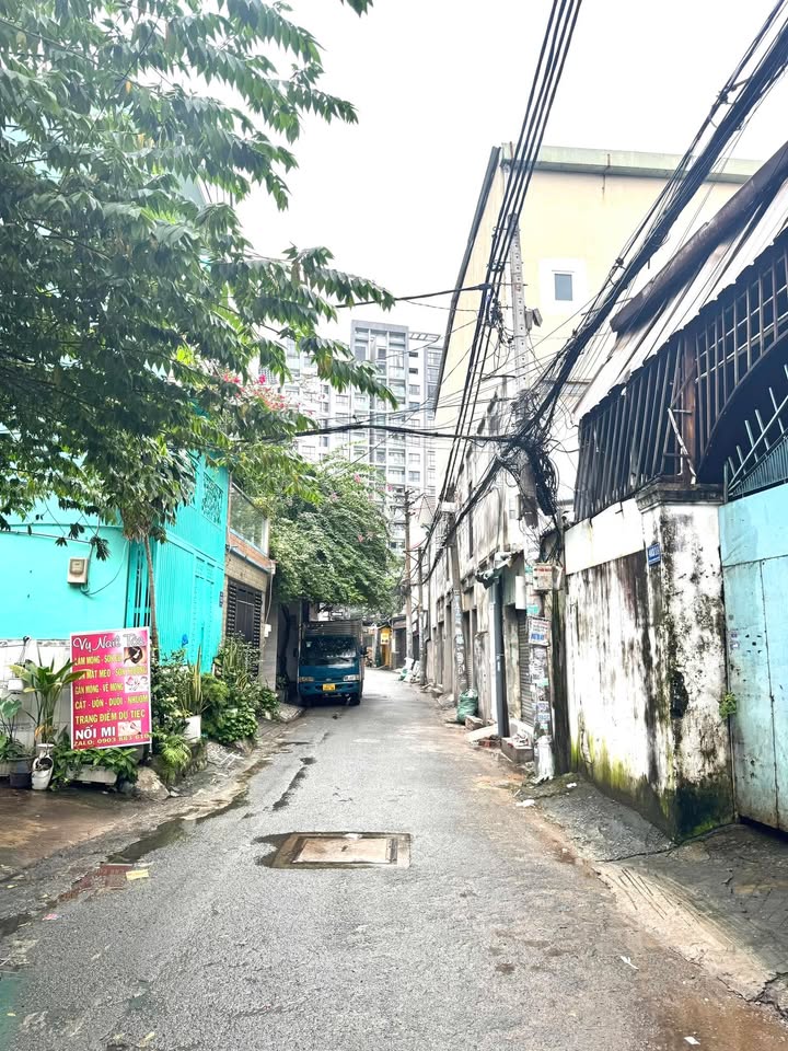 Đất Hương Lộ 3 Tân Phú 70m² giá chỉ 5.x tỷ - Hẻm xe hơi, xây dựng tự do!