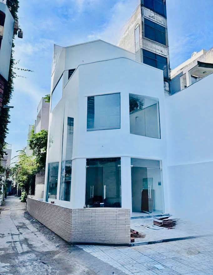 Nhà góc 2 mặt tiền Ngô Tất Tố, Bình Thạnh 120m² - Kinh doanh tự do, đẹp như mới!