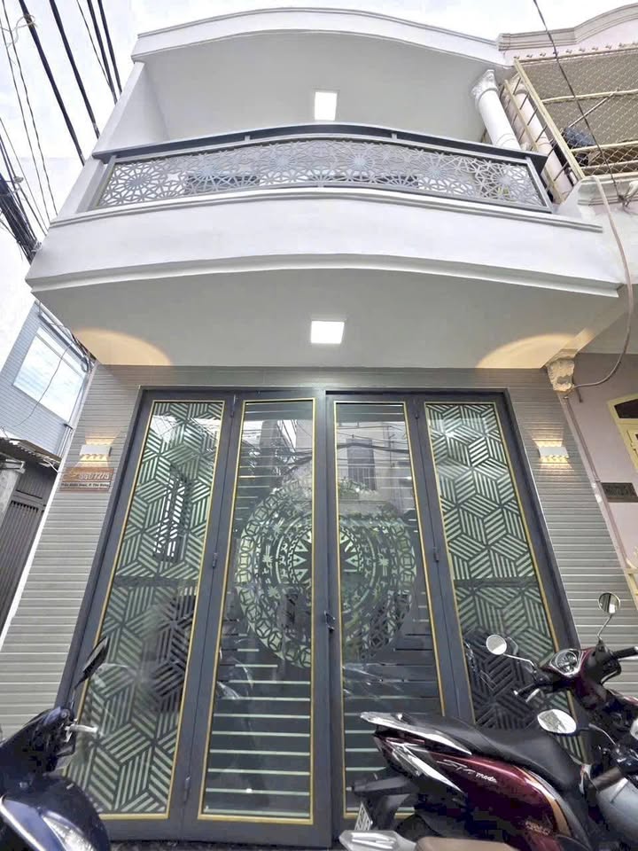 Nhà góc hẻm 4m Hoàng Trọng Mậu, Q7, 40m² giá 4.9 tỷ - Sổ hồng riêng, hoàn công đầy đủ!