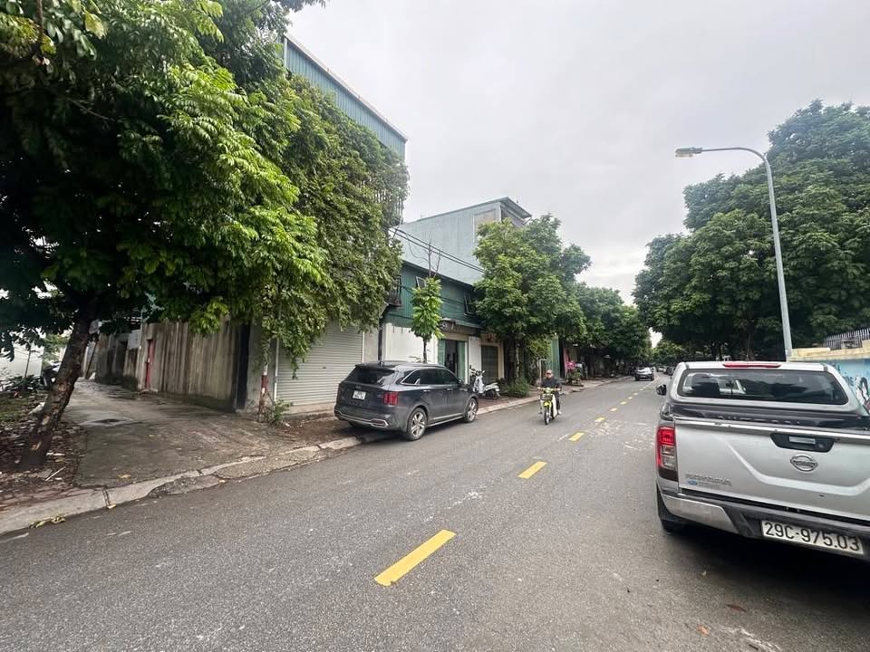 Đất nền Phúc Lợi Long Biên 100m² giá 10 tỷ - Đầu tư sinh lời tiềm năng!