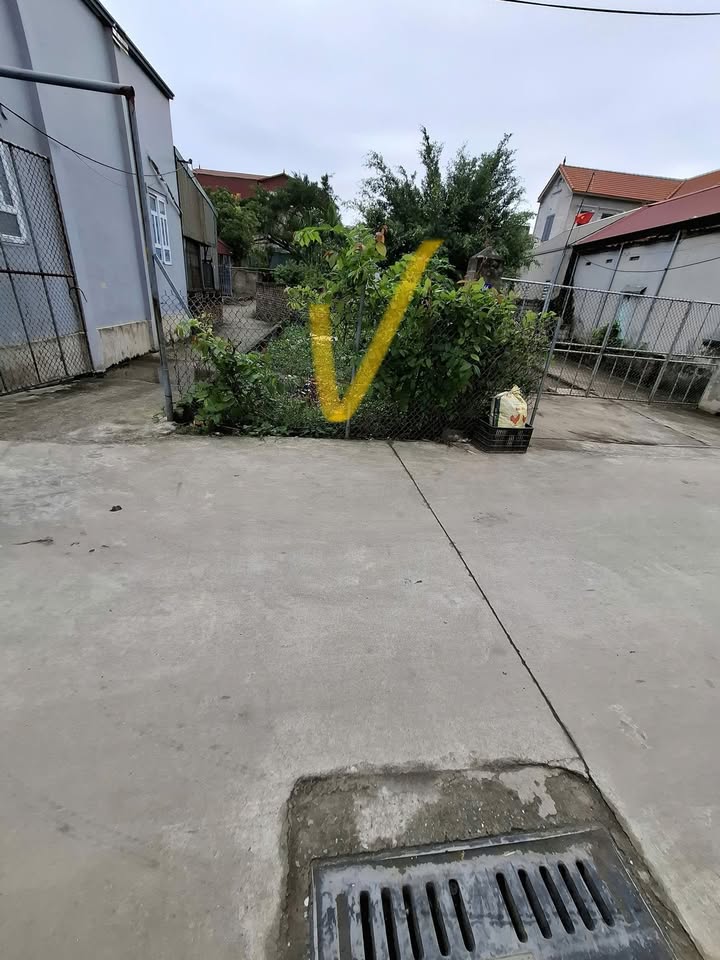 Nhà kinh doanh tại Hồng Vân, Thường Tín 40m² giá 3 tỷ - Đường ô tô tránh nhau!