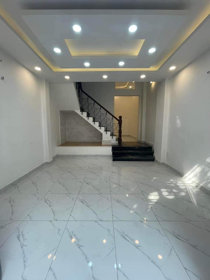 Bán nhà Nguyễn Tri Phương, quận 10, 40m² chỉ 5 tỷ - Nhà trống ở ngay!