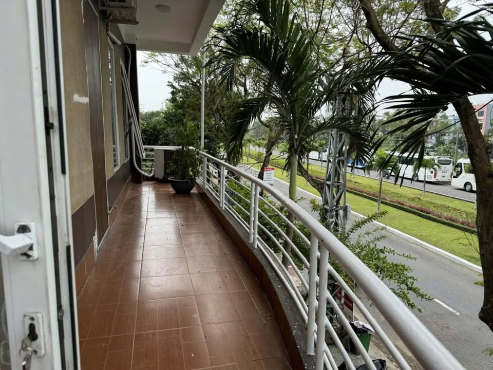 Căn hộ cho thuê tại đường Hàm Tử, quận Ngũ Hành Sơn, Đà Nẵng - Full nội thất, gần biển chỉ 5 phút!