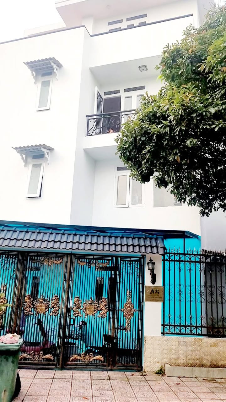 Nhà cho thuê đường Tô Ký, Hóc Môn 160m² - Đúc 3 lầu mới hoàn toàn, giá 18 triệu