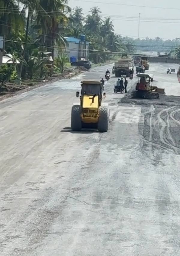 Đất và nhà Long Định, Bình Đại, Bến Tre 489.5m² giá 2 tỷ - Tiềm năng kinh doanh vượt trội!