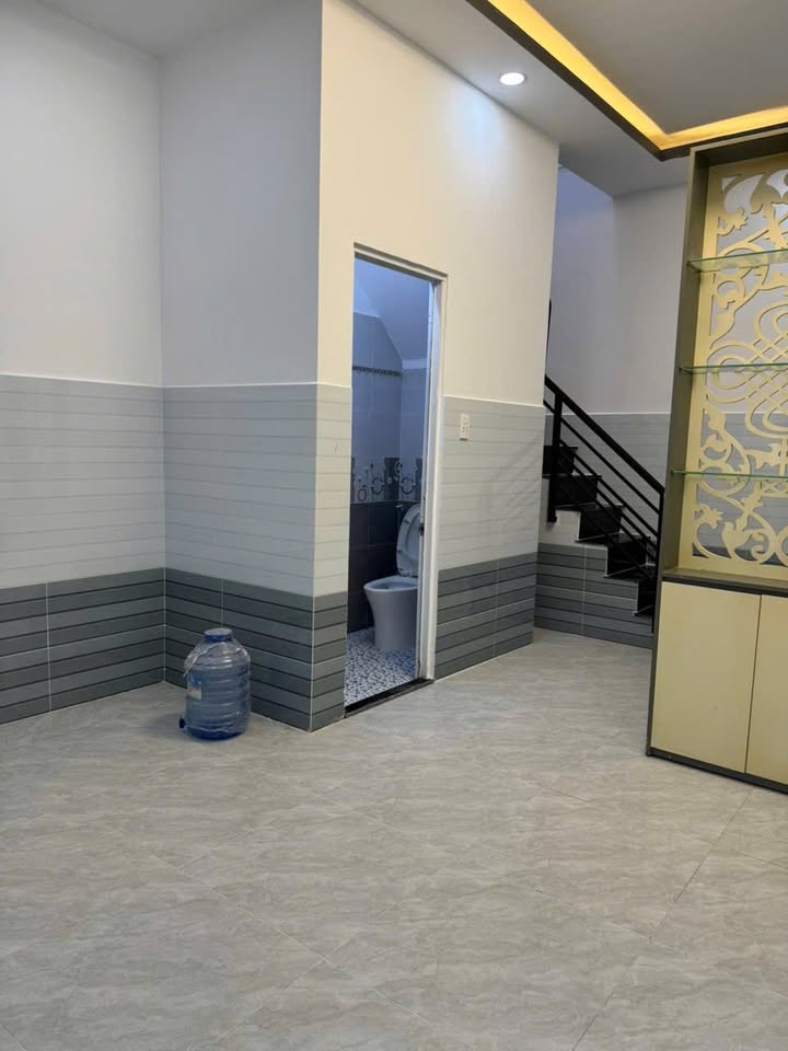 Nhà riêng hẻm 308 Lê Văn Lương 28m² giá 1.85 tỷ - Đẹp ở ngay!