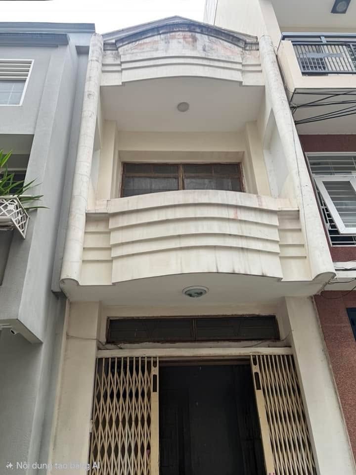 Nhà hẻm ô tô 6m Cách Mạng Tháng Tám, Q3 - Giá chỉ 9 tỷ, chủ cần bán gấp!