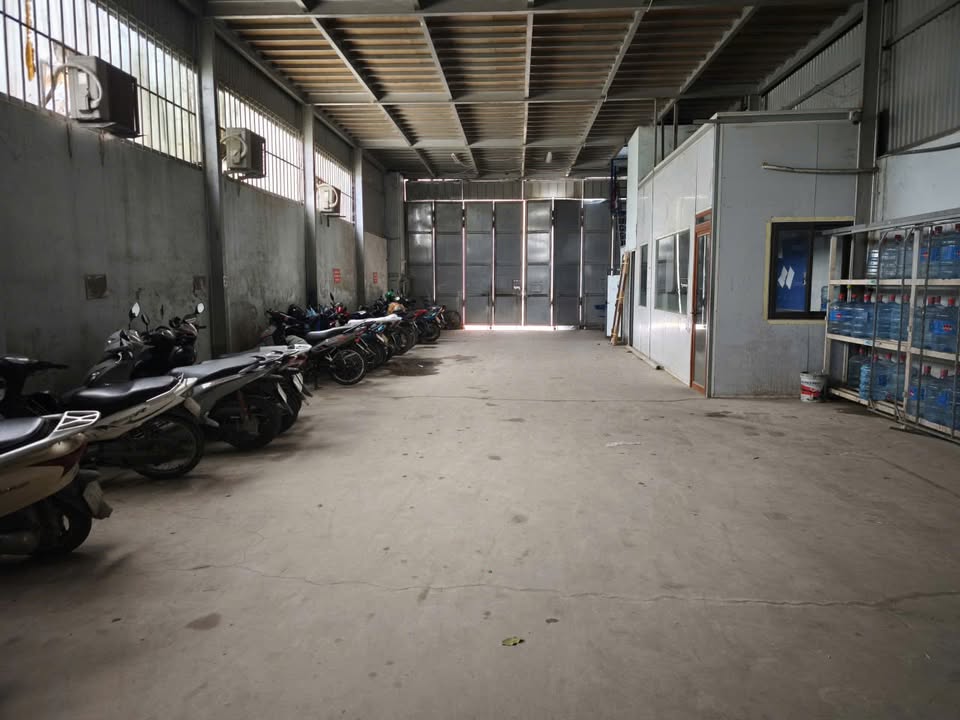 Cho thuê kho xưởng 1000m² tại Đại Lộ Thăng Long, An Khánh - Giao thông thuận tiện!