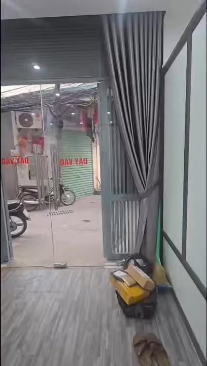 Căn hộ cho thuê Ngõ 4 Đỗ Đức Dục, Nam Từ Liêm - Nội thất đầy đủ, giá chỉ 6 triệu!