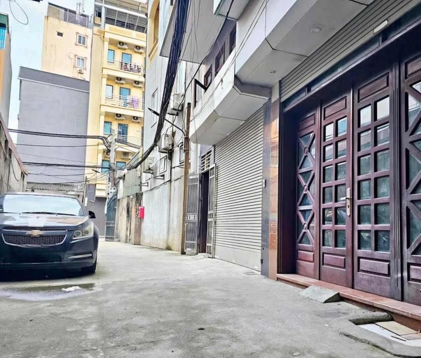 Bán nhà lô góc Xuân La, Tây Hồ 65m² giá 11 tỷ - Ô tô đỗ cửa vào nhà!