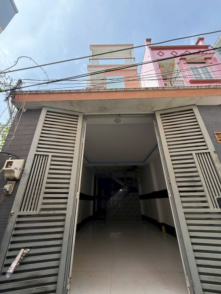 Nhà bán hẻm 1/ Đường Hồng Bàng, Quận 6, 56m², giá 5.5 tỷ - Không thể bỏ lỡ!