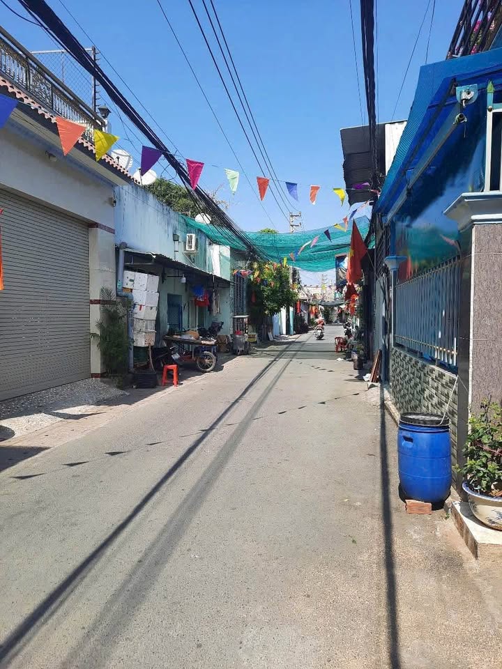 Đất mặt tiền Vũng Việt Dĩ An 200m² giá 5.5 tỷ - Cơ hội đầu tư hiếm có!