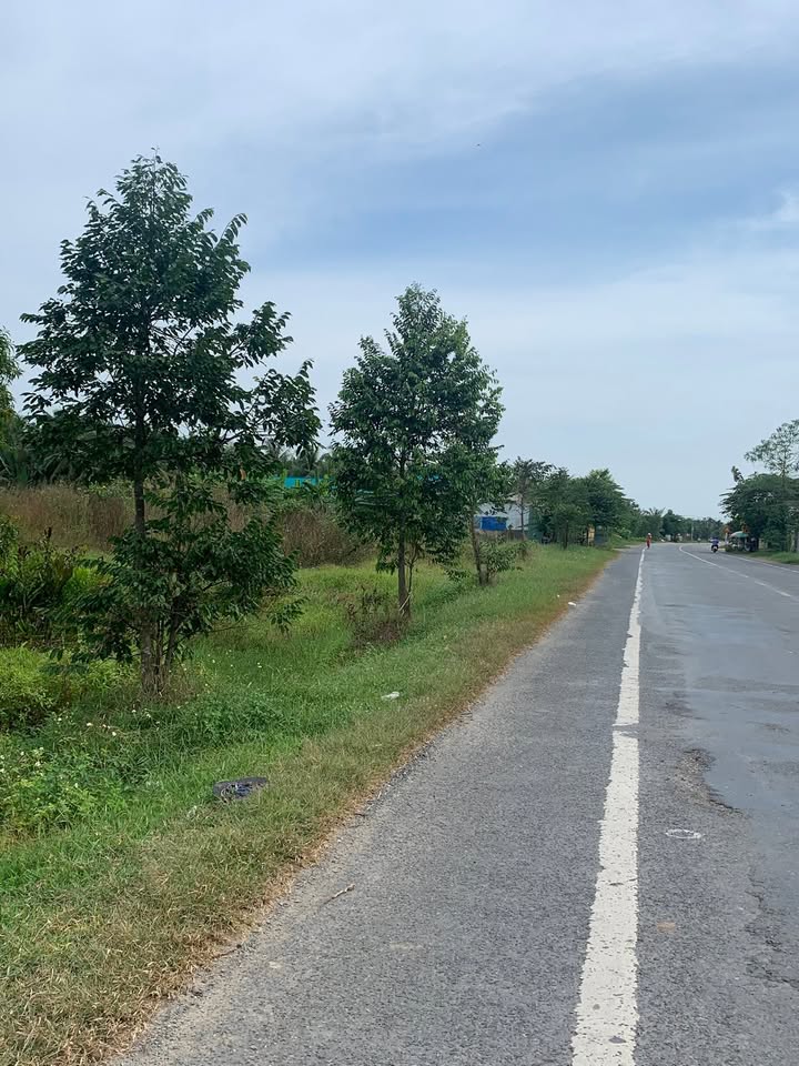 Đất mặt tiền đường tỉnh 883, 2700m² giá 9.45 tỷ - Cơ hội đầu tư hấp dẫn!