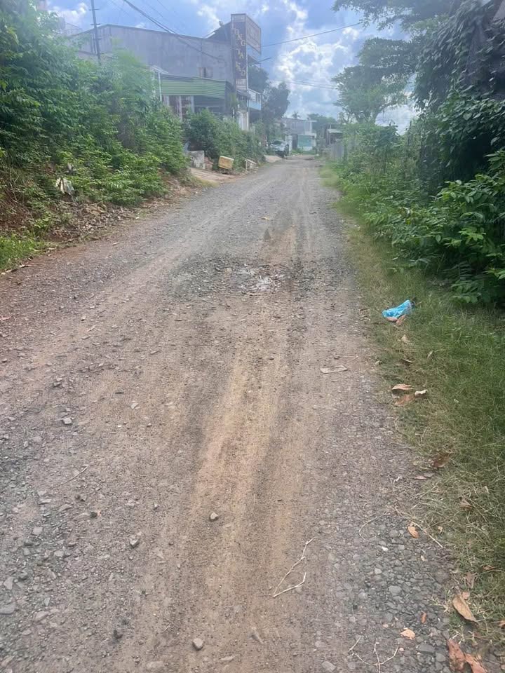 Đất thổ cư đường Y Ngông, Buôn Ma Thuột 150m² giá 2.8 tỷ - Cơ hội đầu tư hấp dẫn!