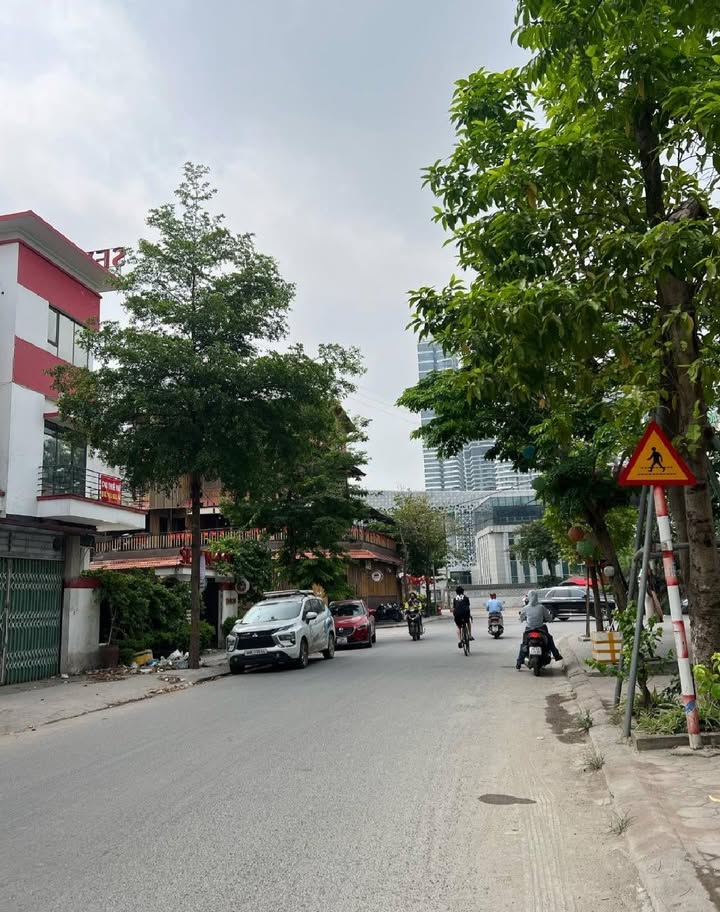 Nhà 4 tầng lô góc Xuân Đỉnh 55m² giá 11 tỷ - Đầu tư sinh lời ngay!