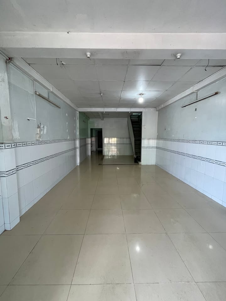 Nhà mặt tiền cho thuê tại Mỹ Hòa, Long Xuyên 56m² - Giá chỉ 7 triệu/tháng!