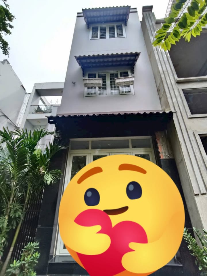 Nhà phố Tân Định, Quận 1 - 40m² giá 6.9 tỷ - Hẻm xe hơi, thương lượng ngay!