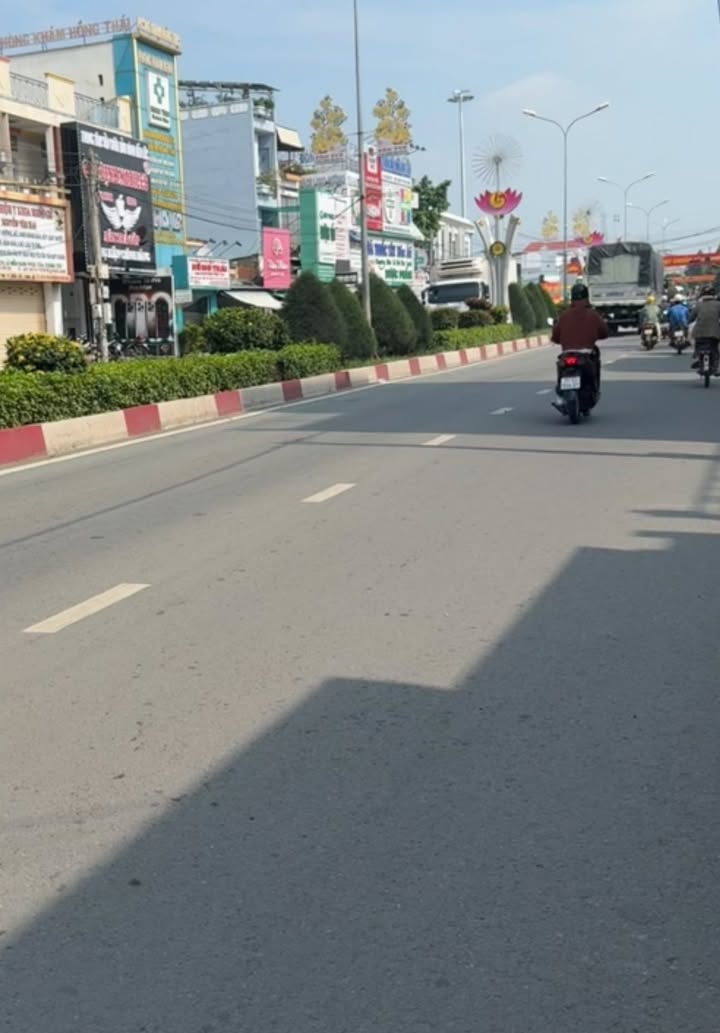 Đất ở đô thị Khu Phố 3, Thị Trấn Bến Lức 95m² giá 2.45 tỷ - Cơ hội đầu tư tuyệt vời!