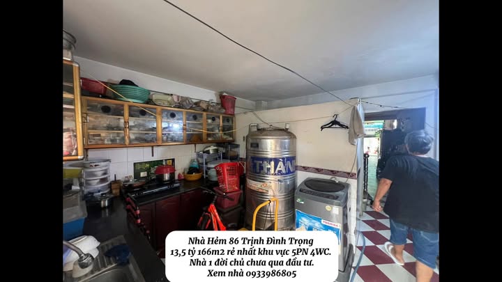 Nhà 1 Đời Chủ tại Tân Phú 166m² giá 13.5 tỷ - Đầu tư sinh lời tuyệt vời!