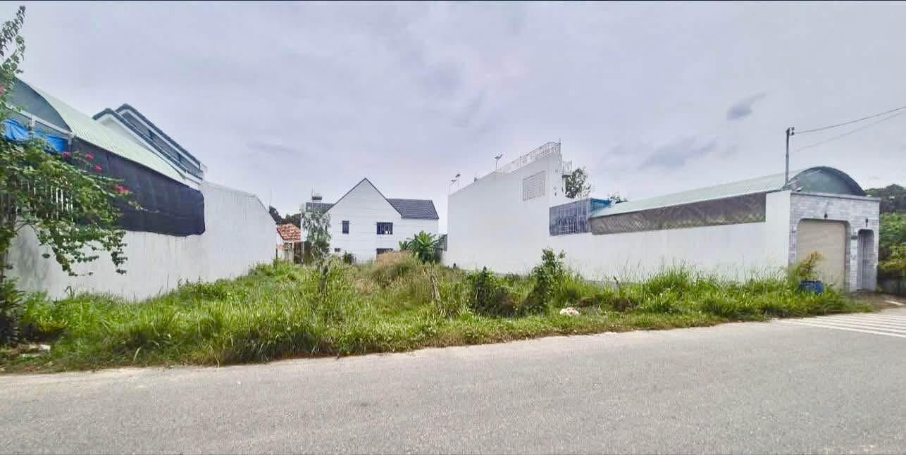 Đất thổ cư mặt tiền đường DX071 Định Hoà 236m² giá 2 tỷ - Cơ hội đầu tư hấp dẫn!