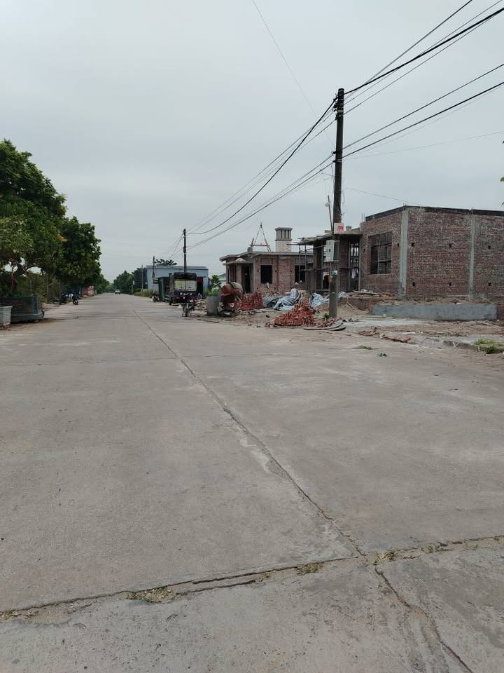 Đất mặt tiền bờ Nam sông Kiến Giang, Tân Lập, Vũ Thư 93m² giá 2.1 tỷ - Đầu tư sinh lời ngay!