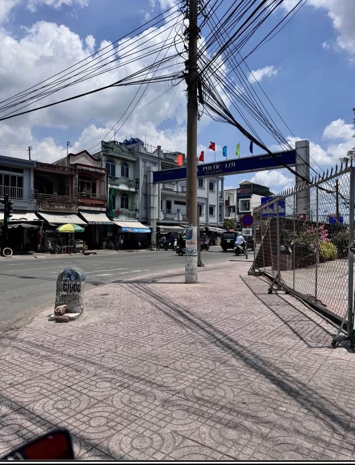 Nhà mặt tiền đường 835, xã Phước Lợi, 93m² giá 13 tỷ - Đầu tư sinh lời ngay chợ Gò Đen!