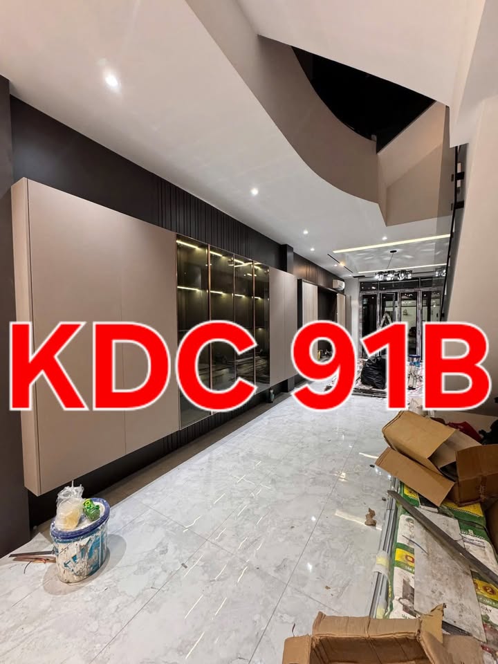 Nhà 2 Lầu Cao Cấp KDC 91B, An Khánh, Cần Thơ - Giá 6.2 Tỷ, Sẵn Sàng Ở Ngay!