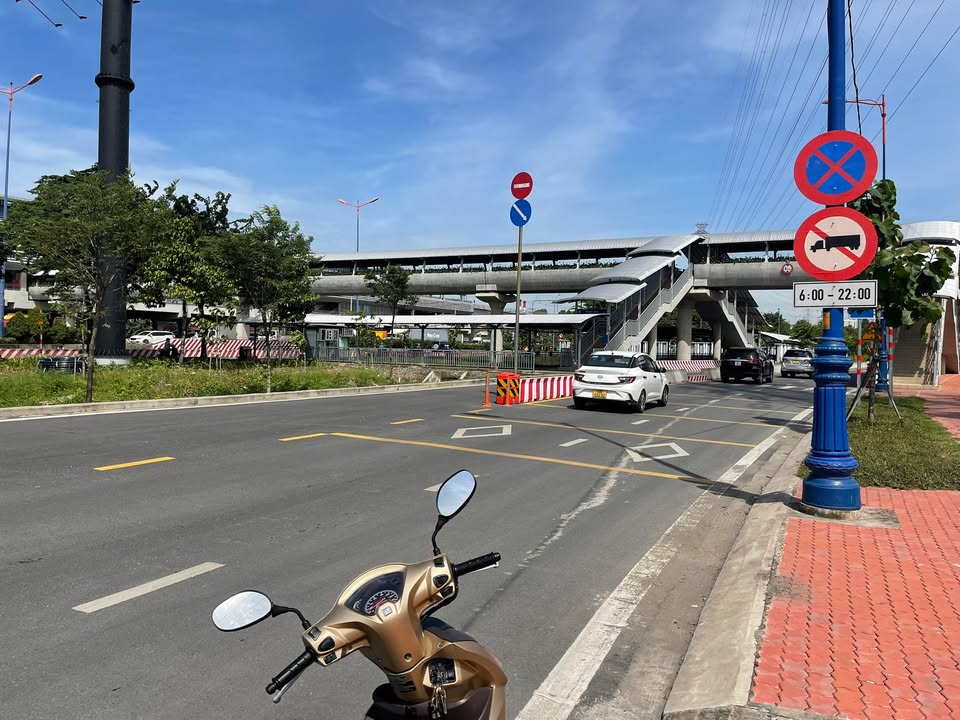 Nhà phố hẻm xe hơi Phước Long A, Quận 9, 50m² giá 5.5 tỷ - Đừng bỏ lỡ!