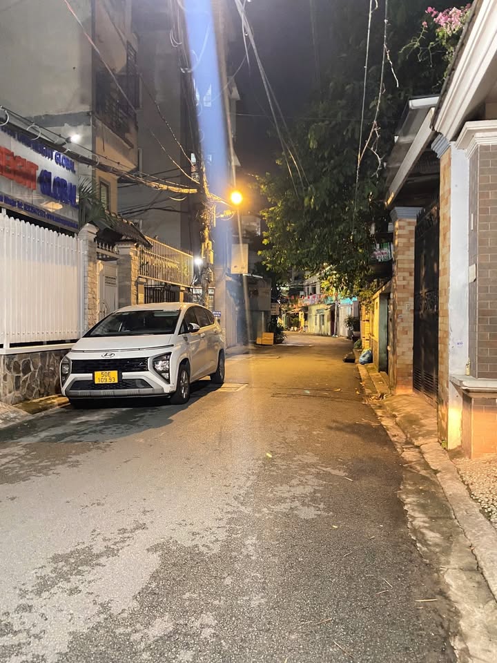 Nhà 4 Tầng Nguyễn Kiệm 83.4m² giá 9 tỷ - Hẻm Xe Hơi, Phú Nhuận