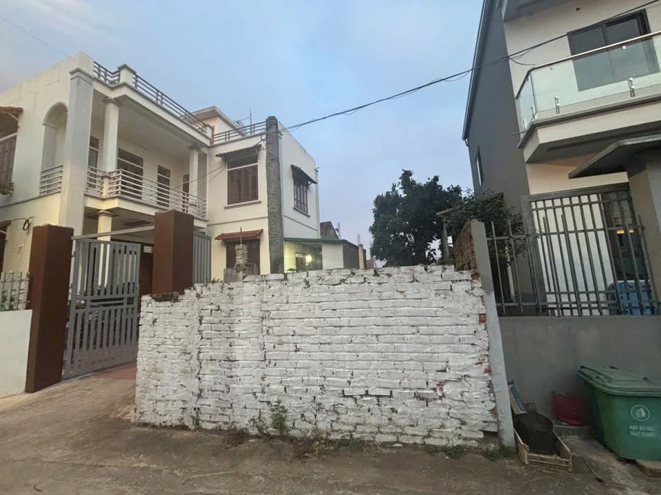 Đất Tiền Yên, Hoài Đức, Hà Nội 43m² giá 3 tỷ - Sổ đỏ chính chủ, ô tô vào tận đất!