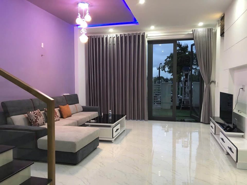 Nhà 3 tầng cho thuê Euro Villa 1 Đà Nẵng 100m² giá 35 triệu - Nội thất đầy đủ, thích hợp cho người nước ngoài!