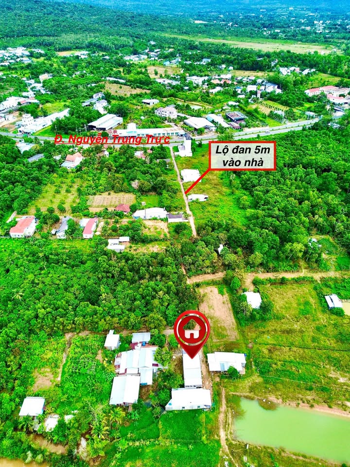 Nhà bán khu Cây Thông Ngoài, Phú Quốc 172m² giá 1.7 tỷ - Hướng Đông Bắc, sẵn sàng ở ngay!