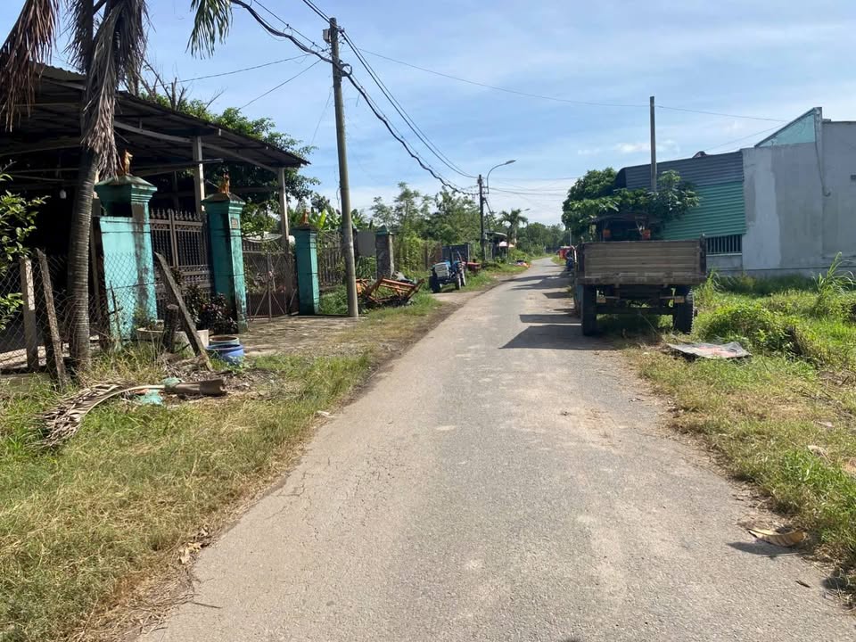 Nhà cấp 4 xã Phước Thạnh, huyện Củ Chi, diện tích 668m² giá 2.4 tỷ - Bán gấp, thương lượng tốt!