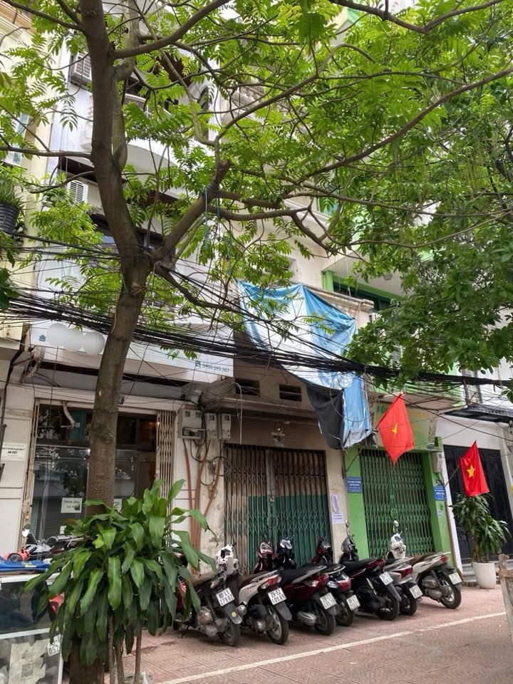 Nhà riêng cho thuê mặt phố Phan Văn Trị, Đống Đa 45m² giá 20 triệu - Nhận nhà ngay!