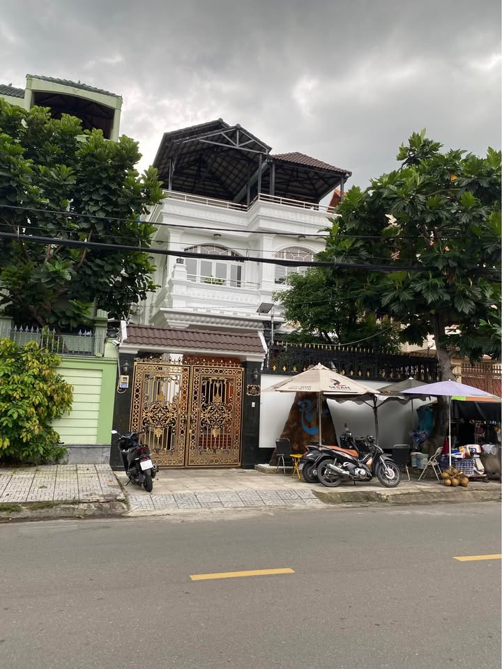 Biệt thự cao cấp đường Số 5, Bình Tân 200m² giá 35 tỷ - Không gian sống lý tưởng!