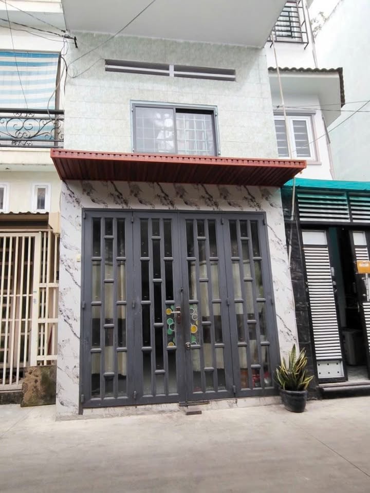 Nhà hẻm xe hơi Đội Cung, Quận 11, 15m² giá 3.58 tỷ - Đầu tư sinh lời ngay!