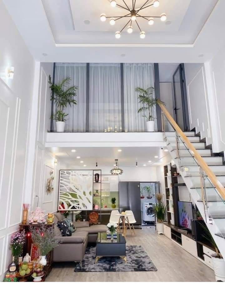 Nhà chính chủ phường 13 quận 5, 80m² giá 8.5 tỷ - Vị trí đắc địa gần cầu Chà Và!