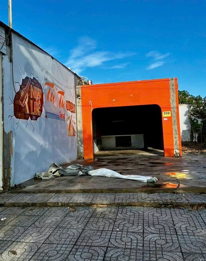 Cho thuê mặt bằng kinh doanh Hồ Búng Xáng, Cần Thơ 125m² - Giá tốt chỉ 10 triệu/tháng!