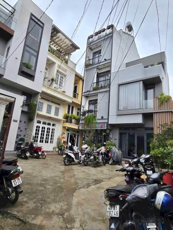Nhà phố FrontHouse Đà Lạt 52m² giá 7.8 tỷ - Đầu tư sinh lời ngay!