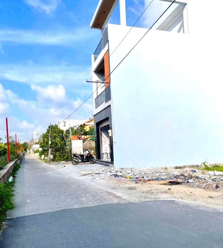 Đất thổ cư 68.7m² đường Tô Ngọc Vân, Q12 - Giá chỉ 4.25 tỷ!