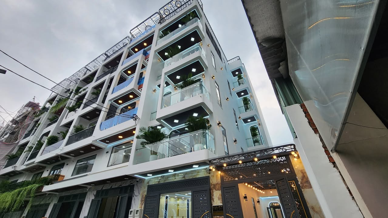 Biệt thự phố An Phú Đông 56m² giá 9.99 tỷ - Phong cách hiện đại, nội thất cao cấp!