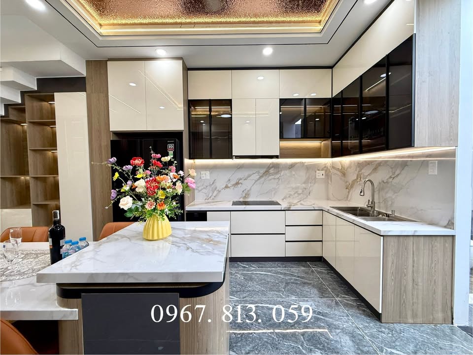 Nhà phố An Phú Đông 76m² giá 7.8 tỷ - Thiết kế lệch tầng hiện đại!