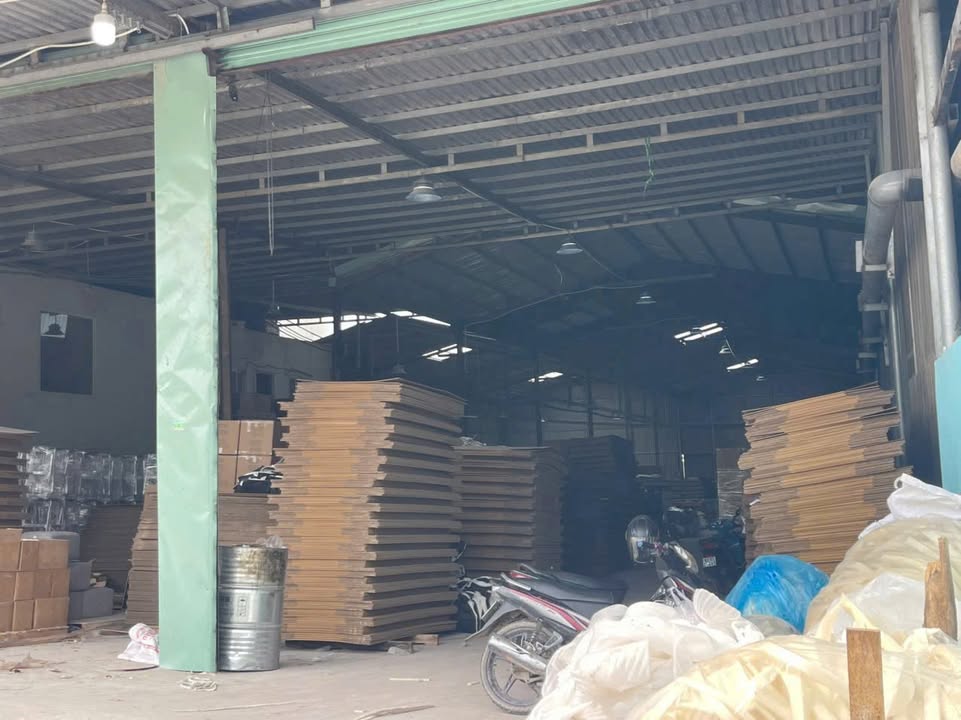 Cho thuê kho xưởng Khánh Bình Tân Uyên 1000m² giá 55 triệu - Đường xe container thuận tiện!