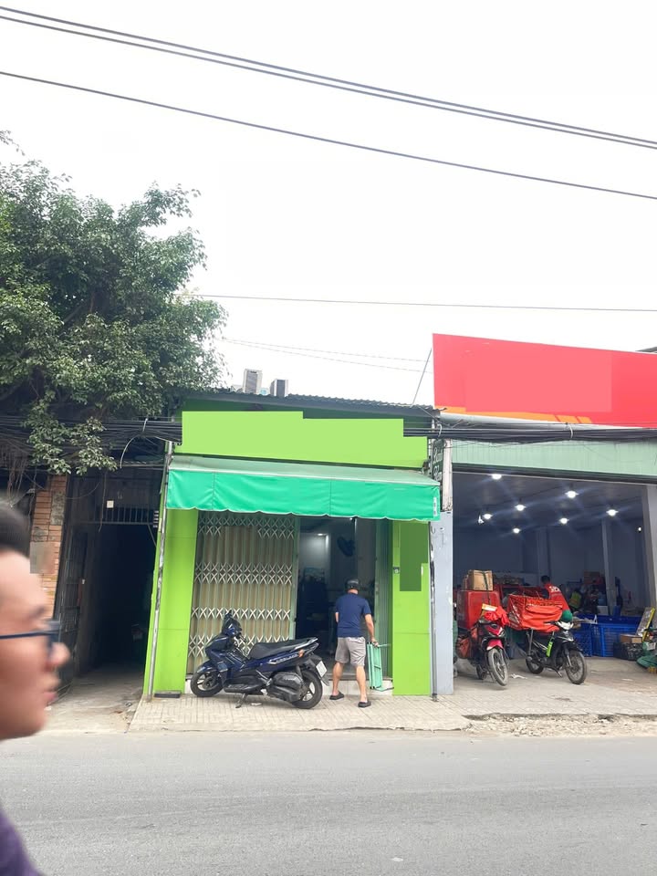 Mặt tiền đường Âu Cơ, Tân Bình 40m² giá 15 triệu - Vị trí kinh doanh sầm uất!